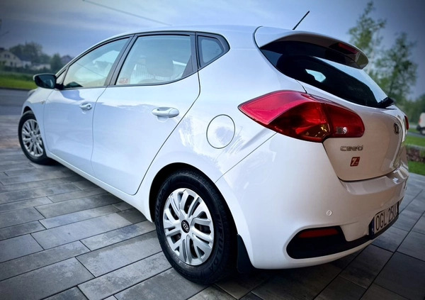 Kia Ceed cena 24900 przebieg: 248000, rok produkcji 2012 z Racibórz małe 379